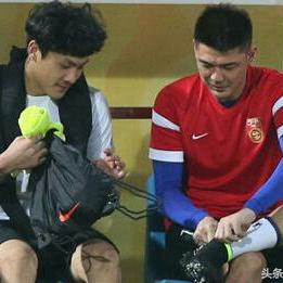 足球最佳门将怎么选