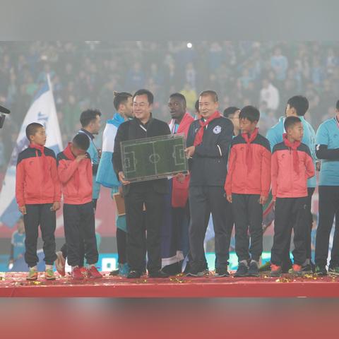 足球比赛哪里看上座人数的长尾关键词有哪些