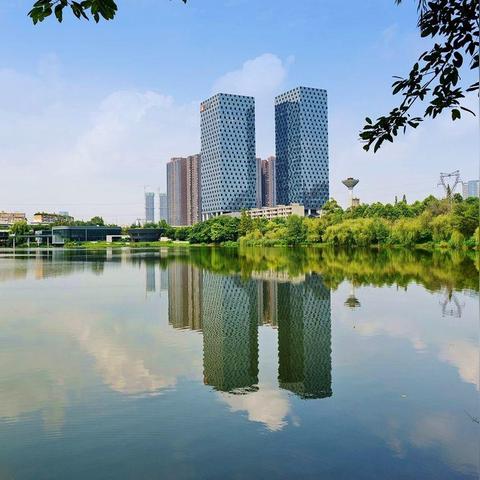成都市翡翠城一期房价的长尾关键词有什么