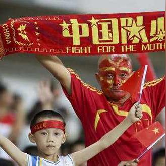 足球运动员小短腿图片大全的长尾关键词有什么