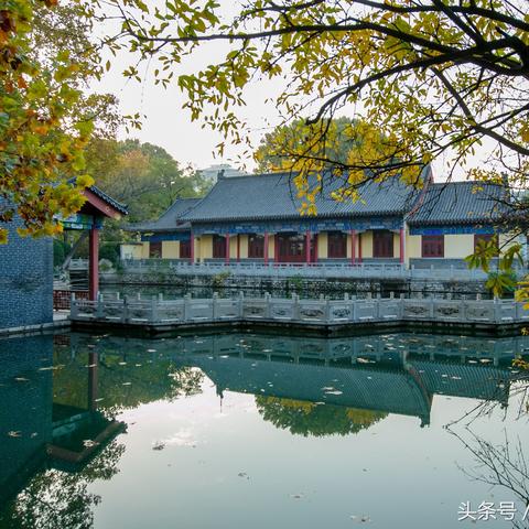 济南市珍珠泉属于哪个区