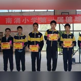 深圳属于华南还是华北？