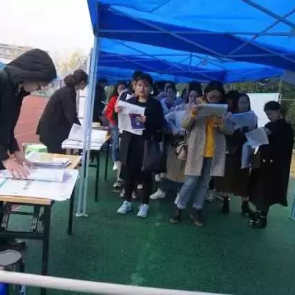 跨境电商运营简历自我的相关长尾关键词有哪些