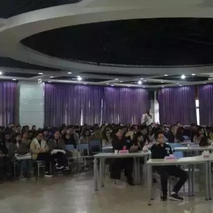 跨境电商怎么写简历