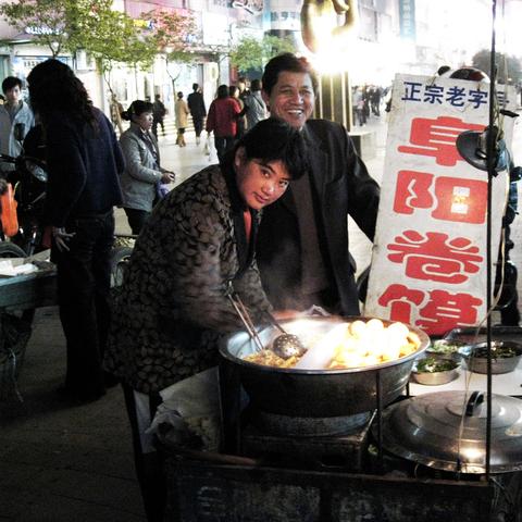 是在合肥买房好还是在阜阳买房好？