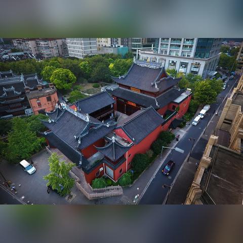 关于上海在世界的地位相关关键词有哪些