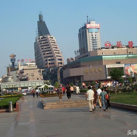 合肥百货大楼上午几点开门？