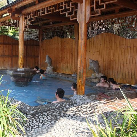 桂林市室内温泉哪里好点