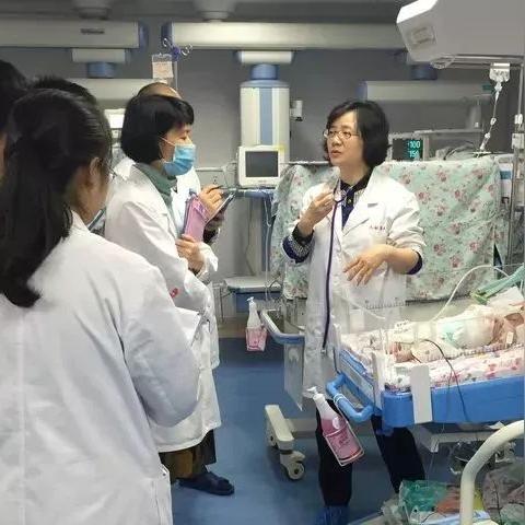 厦门妇幼生孩子陪护的相关长尾关键词有哪些