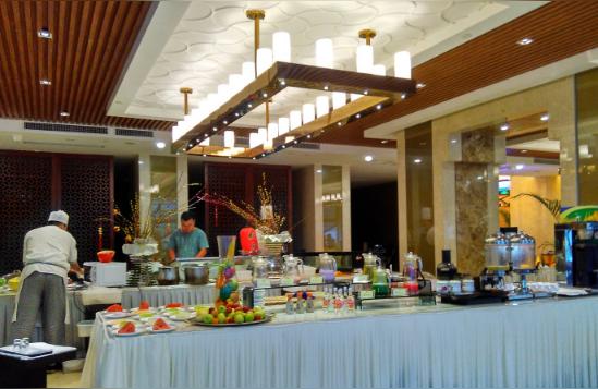 公园前有什么美食（晚上想在公园摆个地摊）
