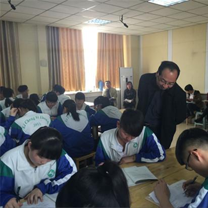 济南市中区都有哪些中学