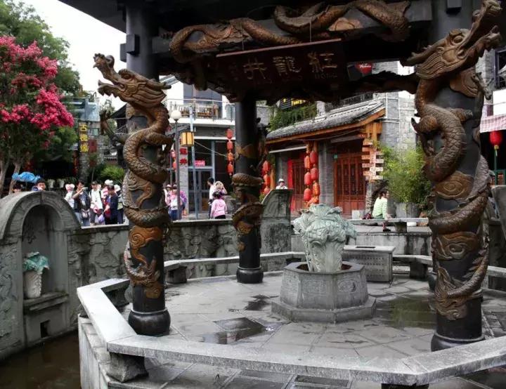 梦境的震撼，解析梦见地震地面塌陷的深层含义