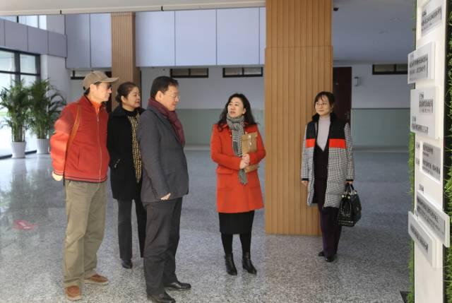 我国现行宪法是哪一年制定的 现行宪法具体哪一年制定的啊