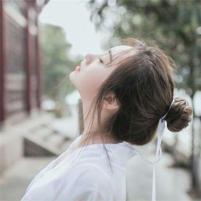 伤感女生头像(伤感女生头像侧脸)