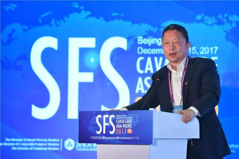 金融小论文格式金融类写毕业论文都从哪几点做为重点