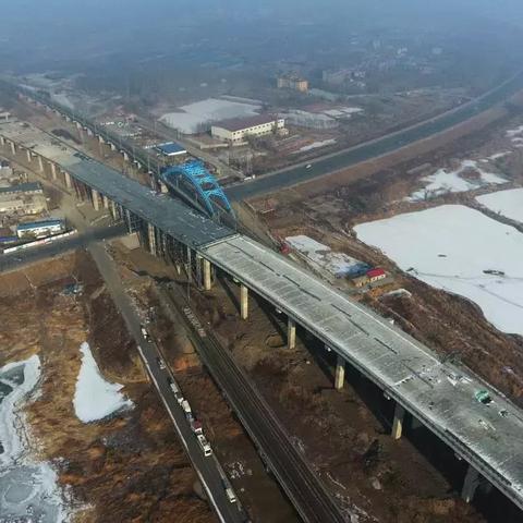 哈尔滨市高铁桥在哪里啊