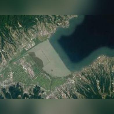澳门与深圳南山区哪个大？