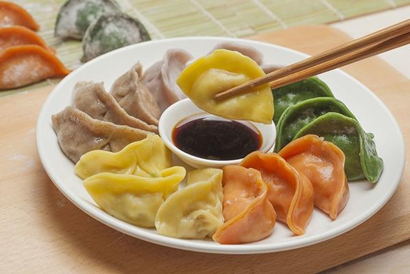 冬天拍什么美食好看（请问黑龙江过年必吃什么美食）