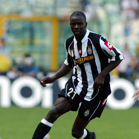 最贵的足球球队多少欧元