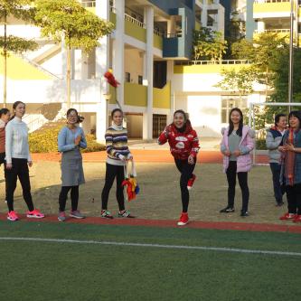 南宁教师被打事件的相关长尾关键词有哪些