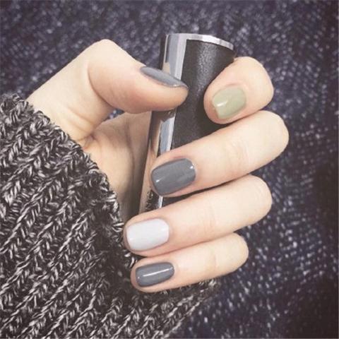 植物人大战僵尸（植物人大战僵尸，一场绿色与灰色的较量）