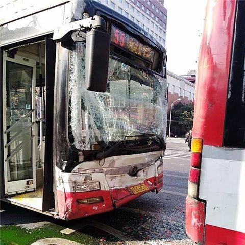 成都市公交车怎么赶