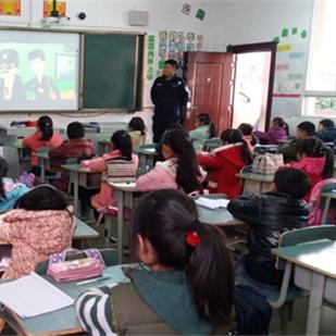 长沙明德中学杨某某相关长尾关键词有哪些
