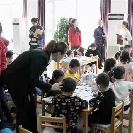 南宁市新和平商场哪个区