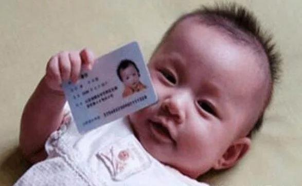 双胞胎怎么给宝宝起名字(给一对孖仔取什么名字好呢)