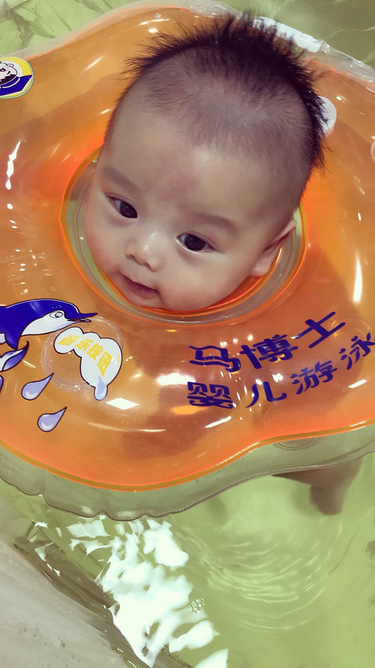 梦见很多小蛇掉到自己身上,深层解析梦境的象征意义 梦见很多小蛇掉到自己身上,深层解析梦境的象征意义