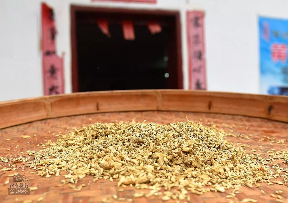 米果能做什么美食（尤其怀念特色小吃包米果）