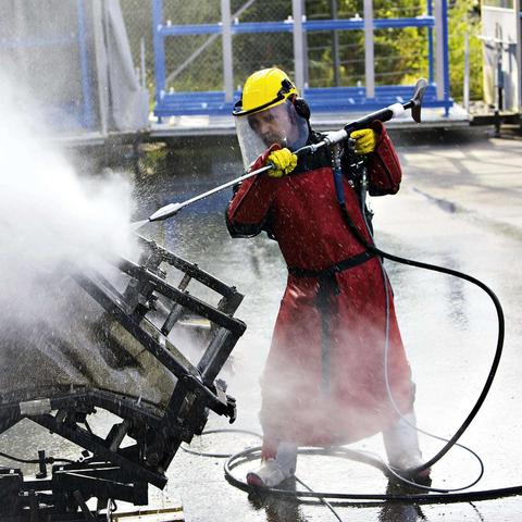 苏州常熟哪里可以干冰清洗积碳