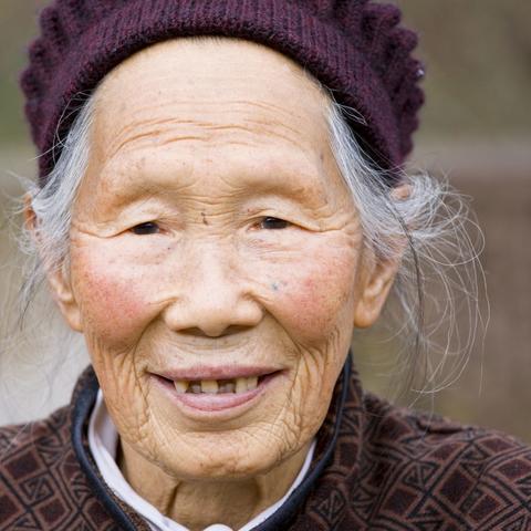 从八字预知牢狱劫，这些信号早察觉