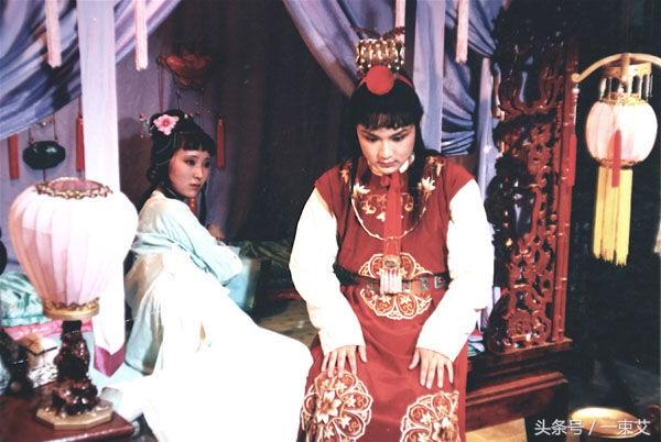 梦游幻境,大乌龟的追逐——一场关于成长与自我发现的梦境之旅 梦游幻境,大乌龟的追逐——一场关于成长与自我发现的梦境之旅