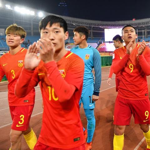 足球怎么玩才能出线