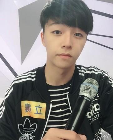 《揭秘INS、照片墙、‎Instagram、IG号购买平台的黑马潜力：如何快速赚取第一桶金？》