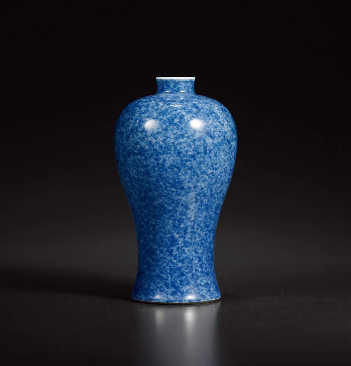 明代蓝釉瓷器鉴定方法:明朝民窑单色蓝釉值钱吗