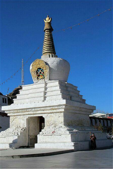 梦回心之所向，解析梦见自己喜欢的女生的深层含义