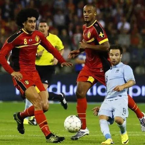 小学足球传球怎么教学