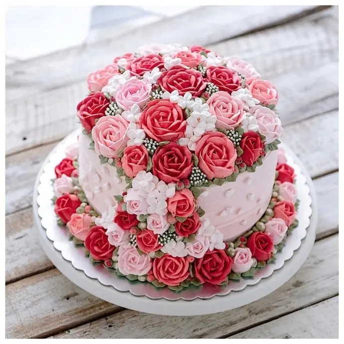鲜花蛋糕全国配送：让鲜美与美好的结合到达您的身边