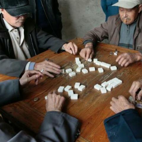 为什么现在武汉市麻将馆可以打钱