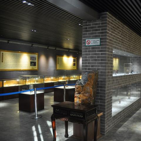 济南博物馆和山东博物馆哪个好玩？