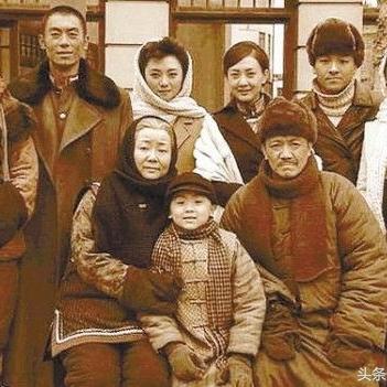 广东在山东的什么方向？