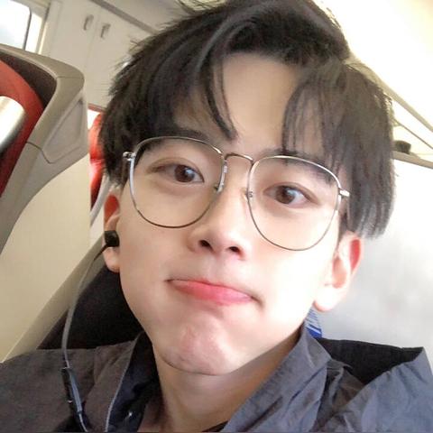 泰国tiktok眼镜妹 衍生的长尾关键词有哪些 