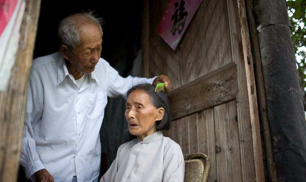 梦境的交织，探索梦见自己同时嫁给了三个男人的深层含义