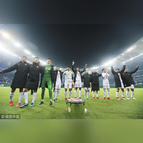 香港足球运动员加盟中超的长尾关键词有什么