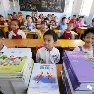 西安居住证到期了，又在另一个村补办居住证能续上？