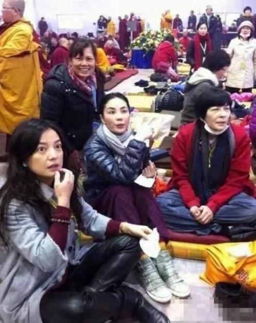 梦境中的虔诚之旅，解析梦到到寺庙拜佛的深层含义