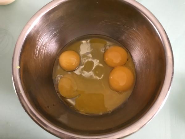 蛋清打成奶油怎么去味(用蛋清打出来的奶油能不能直接食用)