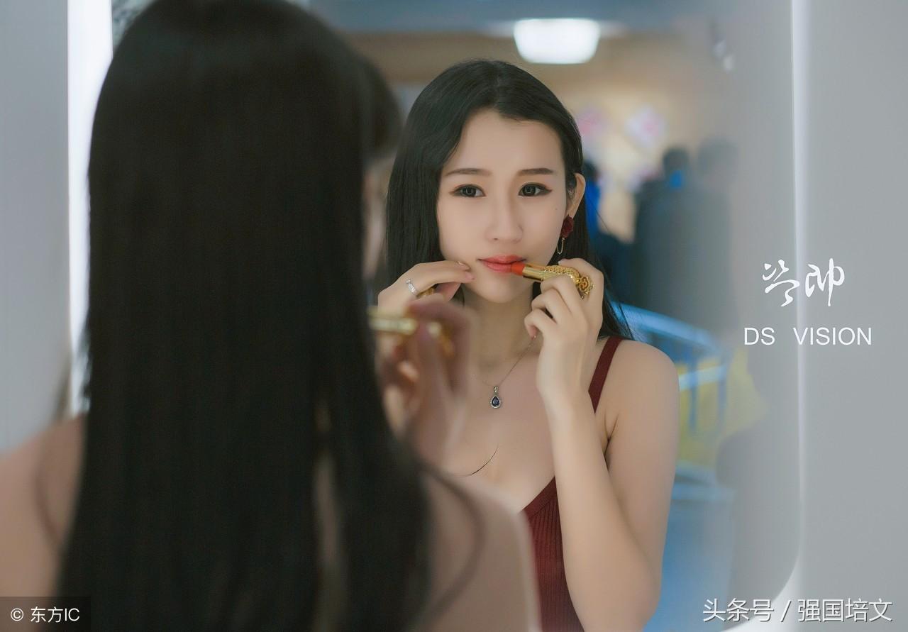 跨越时光的梦境，解读为何去世多年后仍频繁梦见已故爷爷的深层含义